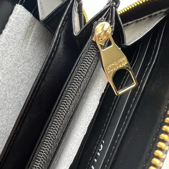 VERSACE JEANS COUTURE Patent Continental Wallet - Picture 8 of 8